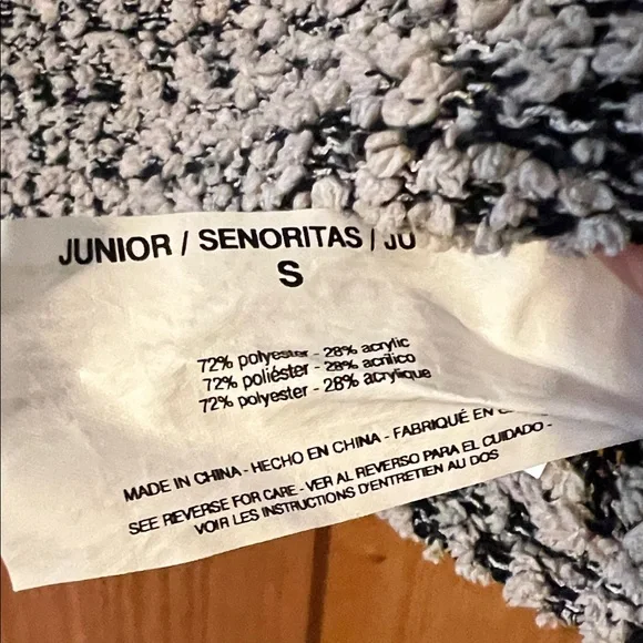 Jessica Simpson Black and Cream Cowl Neck Sweater - Picture 4 of 4